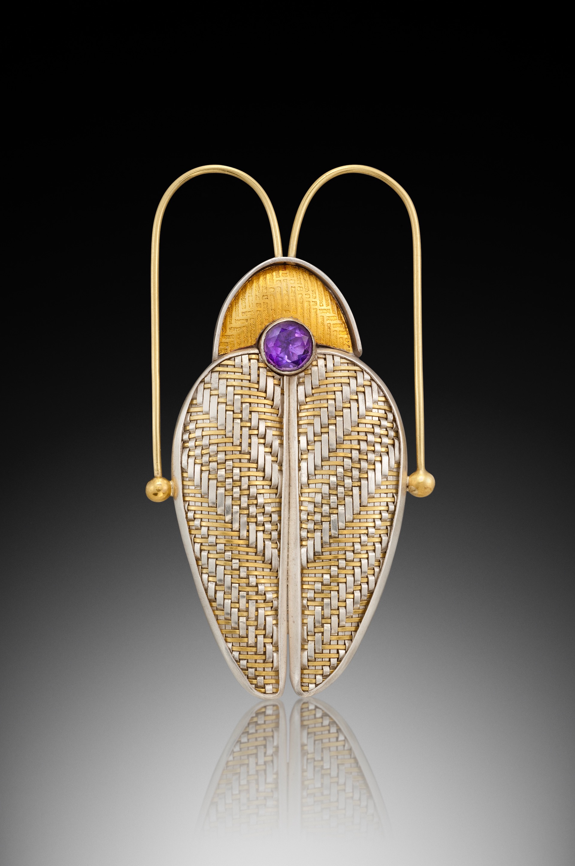 GOLDEN-LEAF-BEETLE-BROOCH