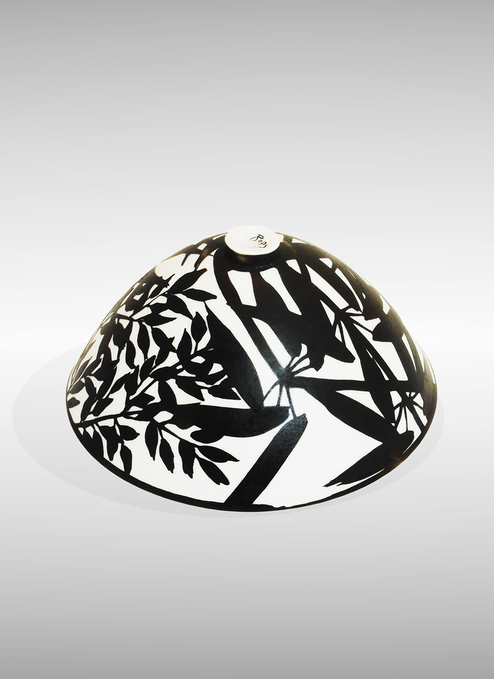 RoosA_10Bottom_w.jpg RoosA_10Bottom_w.jpg