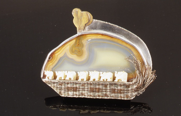 AFisch_Brooch_ElephantWalk