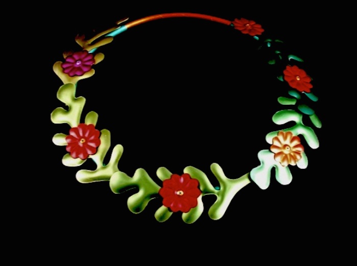 AFisch_Necklace62_FlowerWreath,LeavesAndFlowers