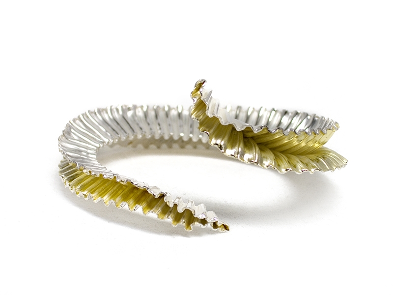 EidC_Bracelet4_w.jpg EidC_Bracelet4_w.jpg