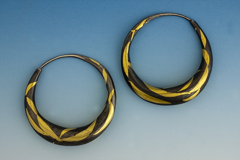 EidC_Earrings_NightLumenars_w.jpg EidC_Earrings_NightLumenars_w.jpg