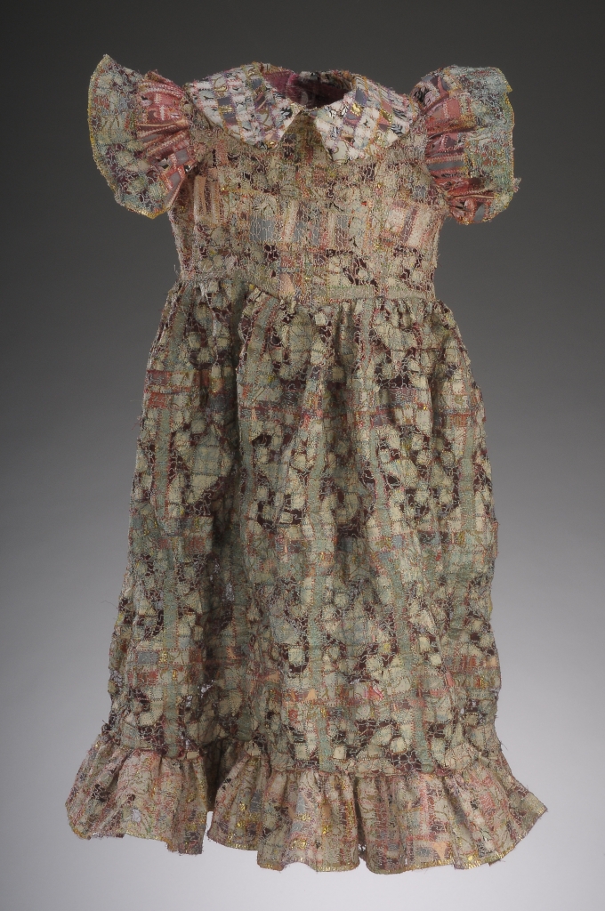 06-MarderD_FlightMapDress(forJulia)_SewnMapsVariousPapersPaint_Size10.jpg