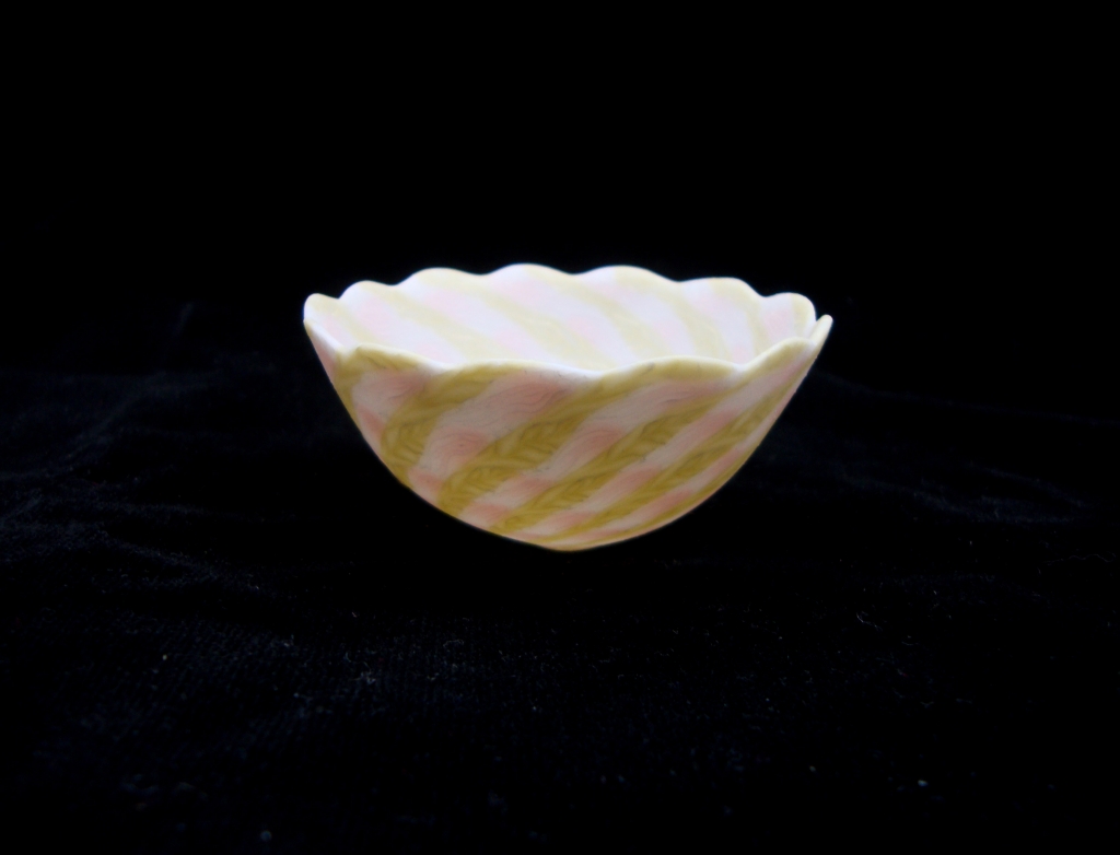 bowl B114 side.jpg