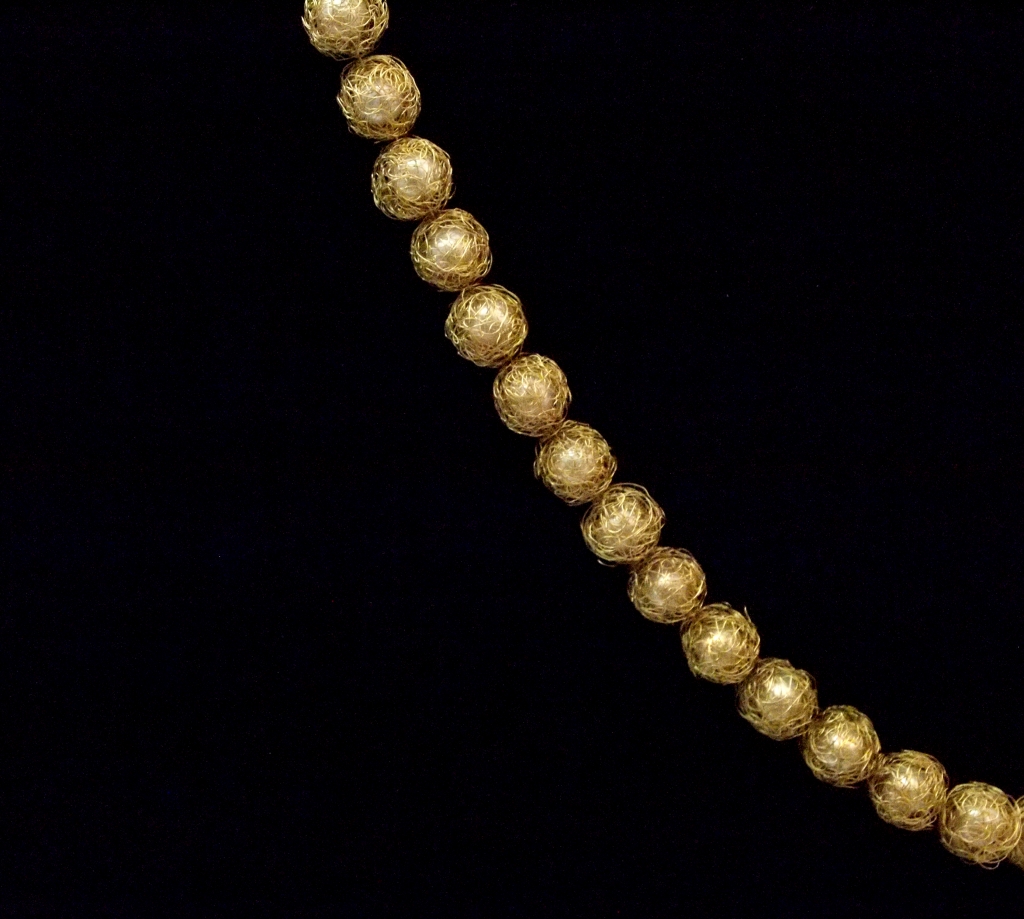 SonobeE_Necklace3_2014_Detail.JPG