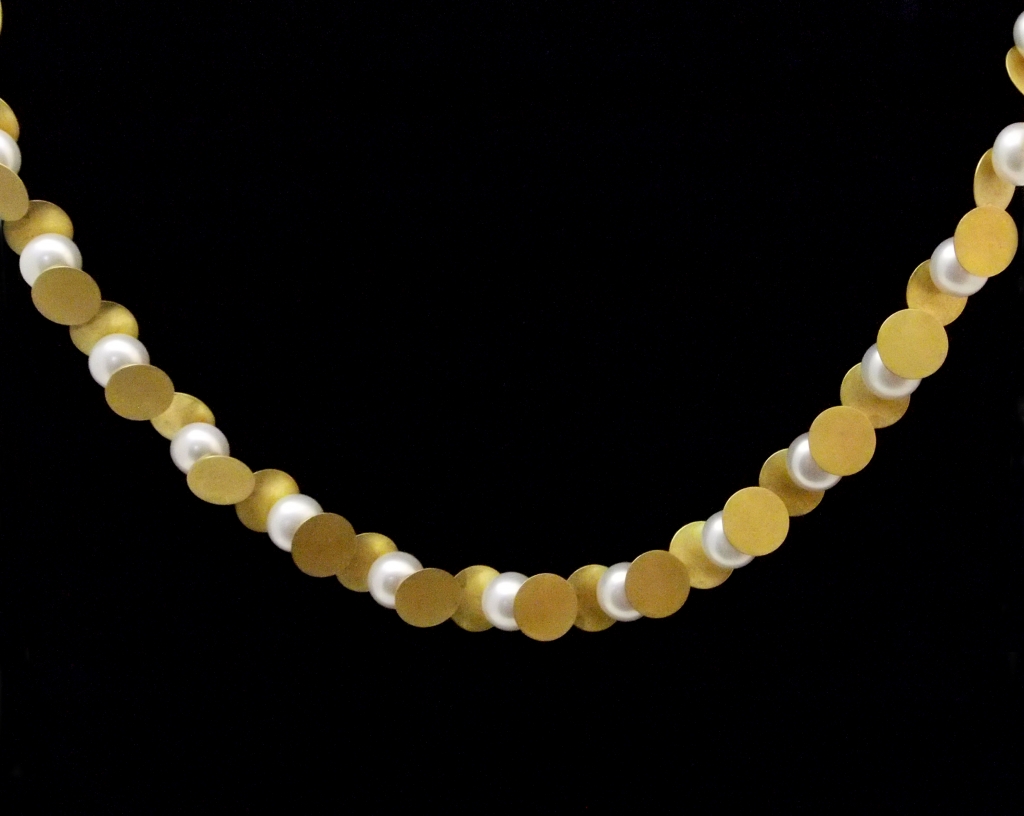 SonobeE_Necklace2_2014A.JPG