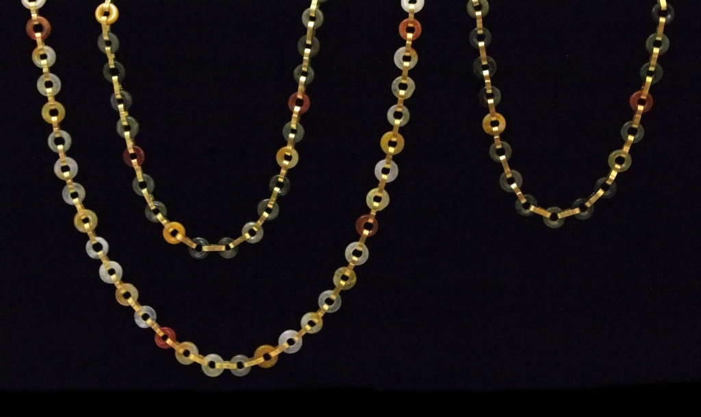 SonobeE_Necklace_N224_Both.JPG
