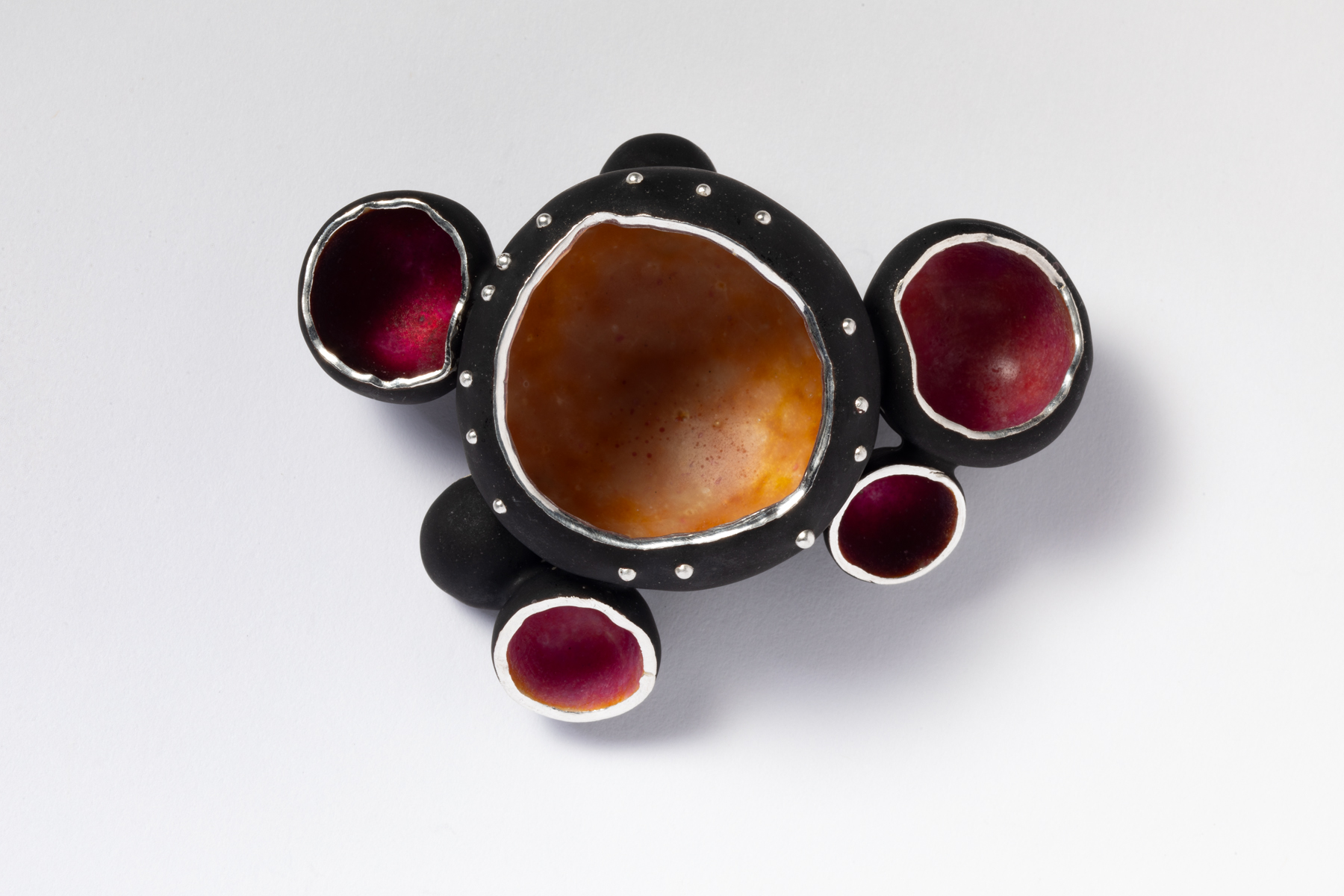 Brooch-silver-enamel-2100