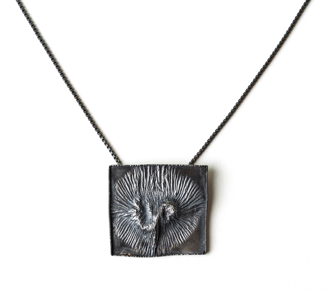 HaroldOconnor_pendant_1