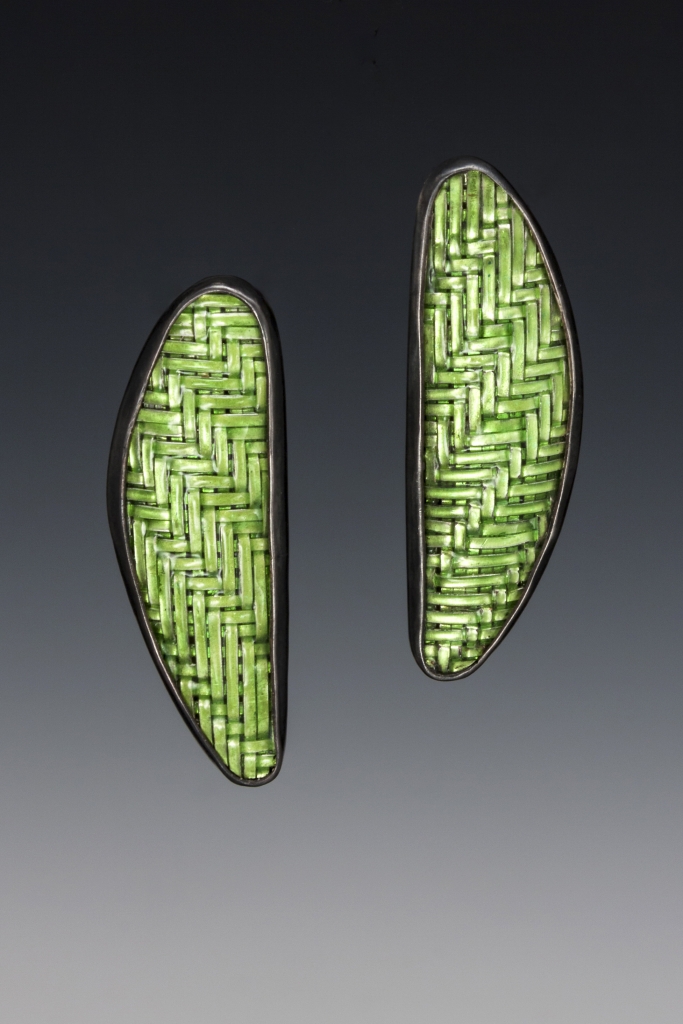 EARWINGS #1
