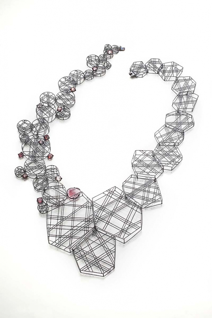 KwonJ_Necklace_DiminutionAndAugmentation_2015_w.jpg