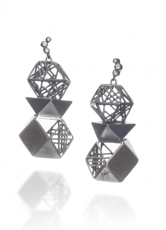 KwonJ_Earrings_VisibleAndInvisibleII_Oxidized_2016_w.jpg