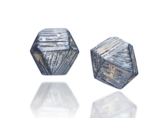 KwonJ_Earrings_042016.jpg
