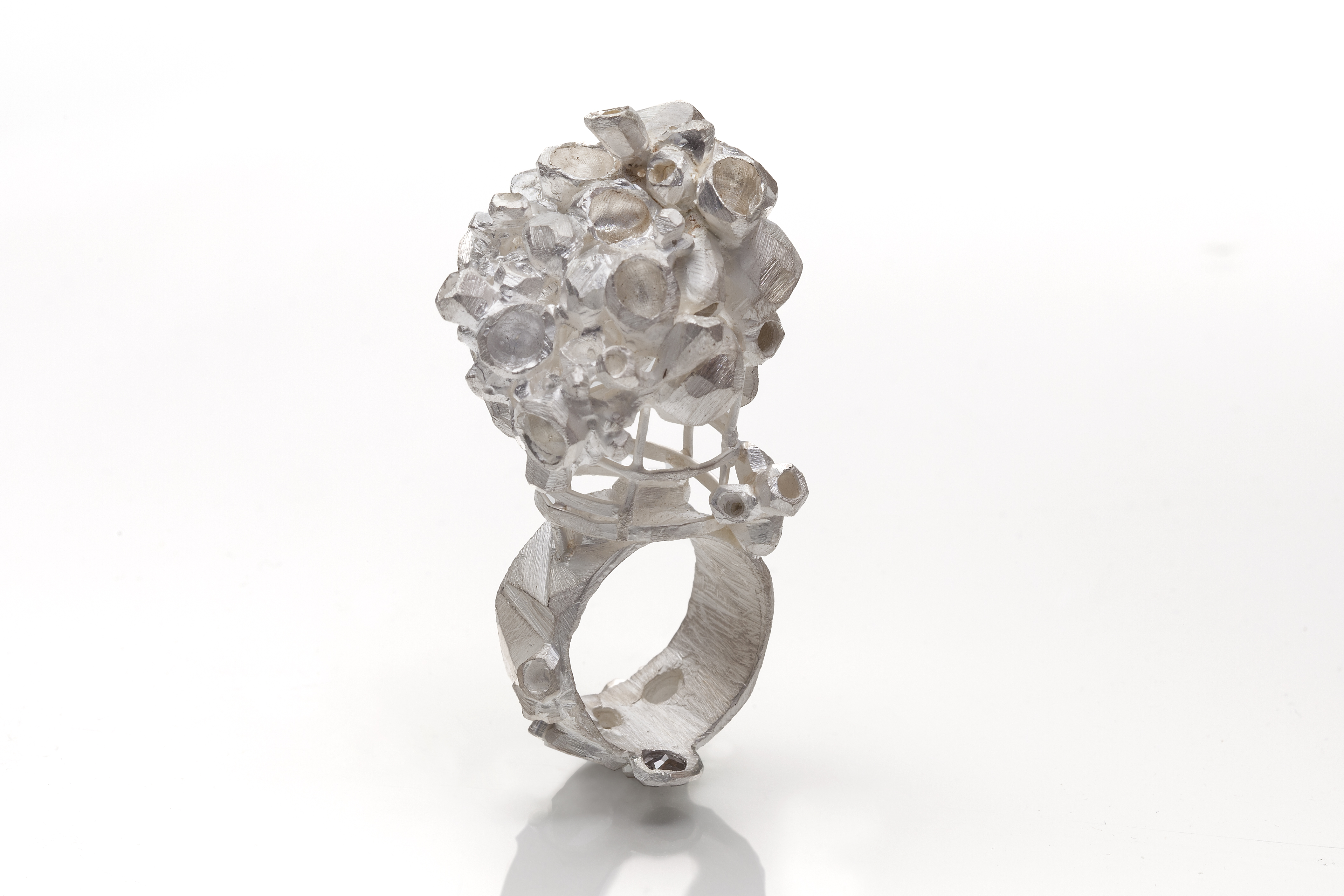 Ring-Silver-Diamond-122x-2.2522x122Jee-Hye-Kwon2017 Ring-Silver-Diamond-122x-2.2522x122Jee-Hye-Kwon2017