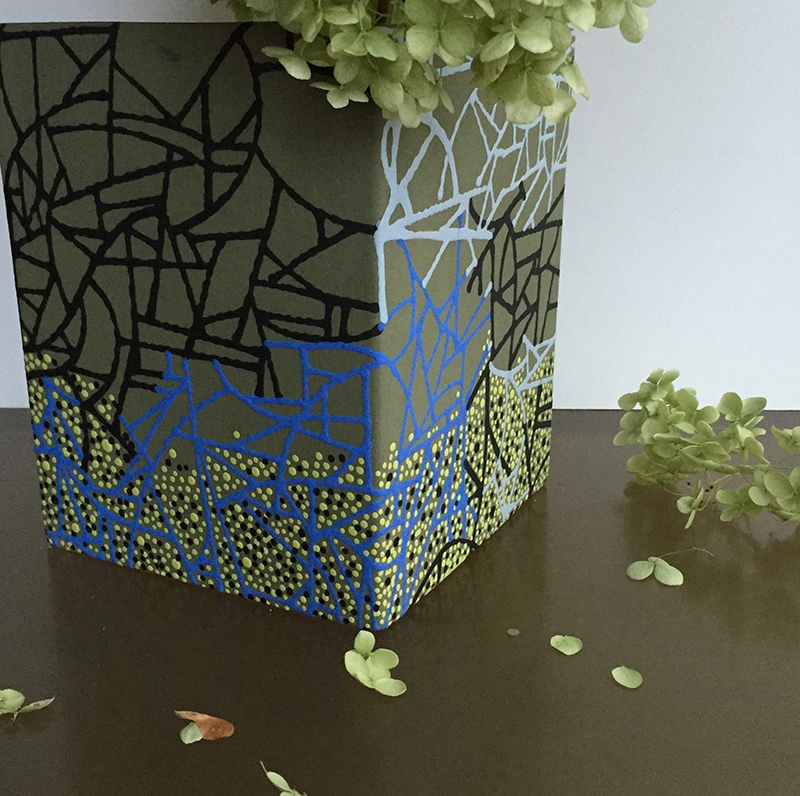 GuralnickJ_LargeSquareVase2_w.jpg GuralnickJ_LargeSquareVase2_w.jpg