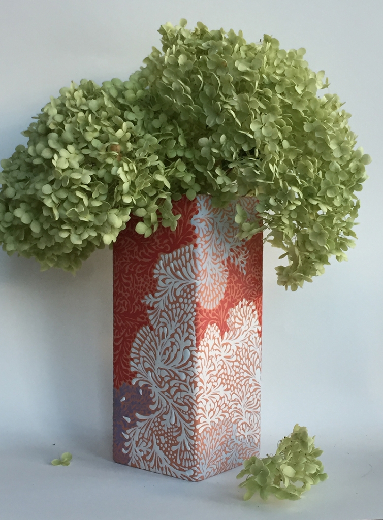 GuralnickJ_TallSquareVase_Red_w.jpg GuralnickJ_TallSquareVase_Red_w.jpg