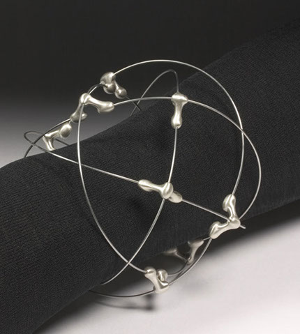 T-P Spiral-out Bracelet Silver T-P Spiral-out Bracelet Silver