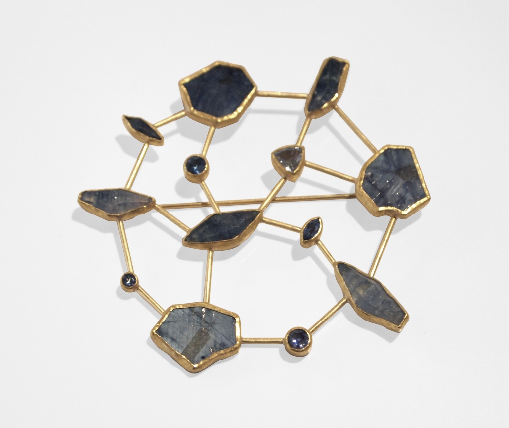 ClassP_Brooch_Sapphire_2015.JPG