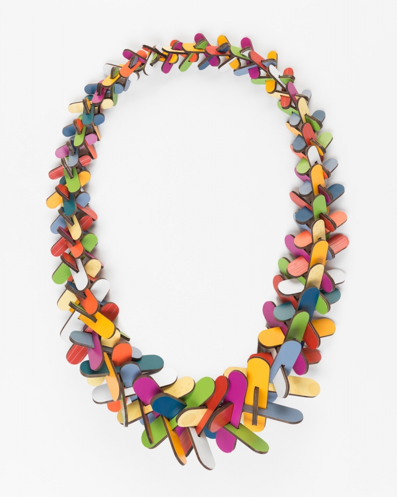 HannonR_TaperedCrownofThorns_Necklace_FormicaCable.jpg HannonR_TaperedCrownofThorns_Necklace_FormicaCable.jpg