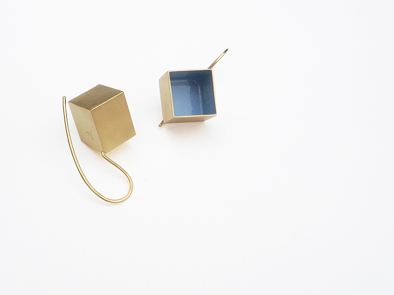 TorkosK_Earrings_Box_GoldBlue_2015_w.jpg TorkosK_Earrings_Box_GoldBlue_2015_w.jpg
