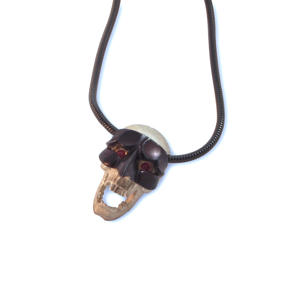 LilotK_Pendant_GonetotheBirds_BlackMaskRubyEyes_w.jpg
