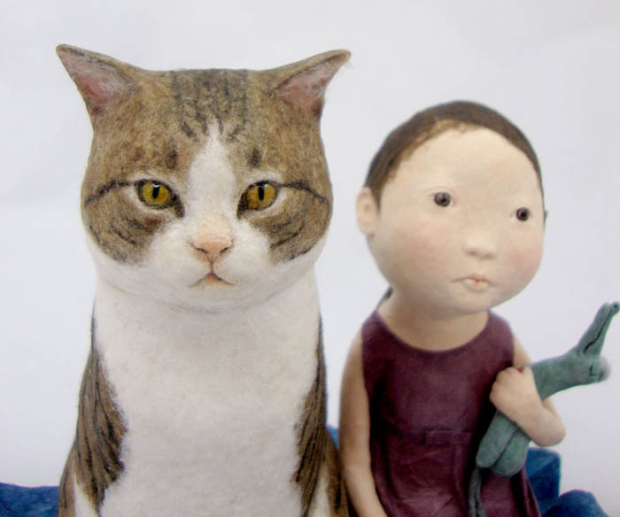 cat_and_girl_dtl cat_and_girl_dtl