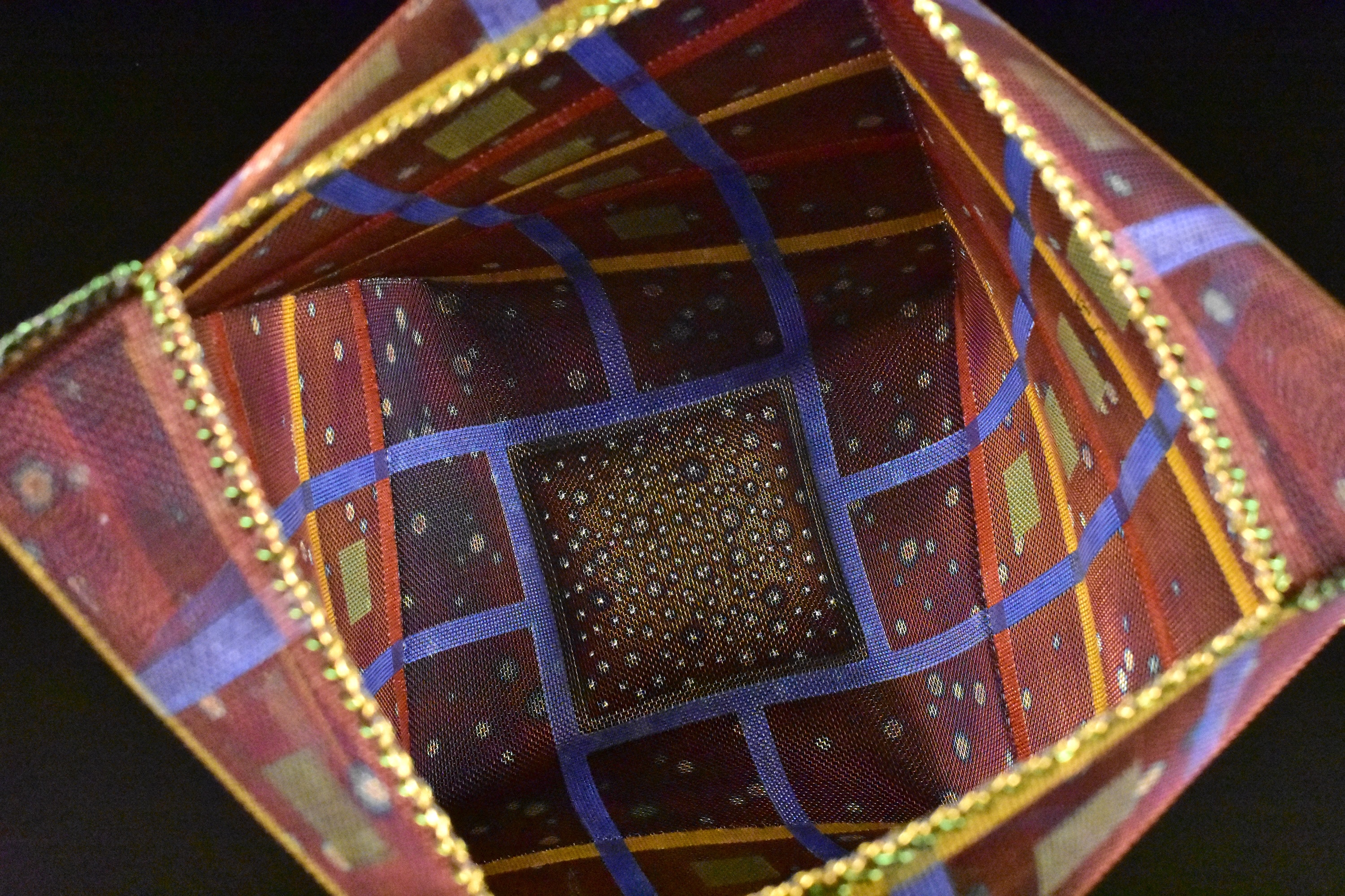 3dTwist-in-Space-time-2-copy 3dTwist-in-Space-time-2-copy