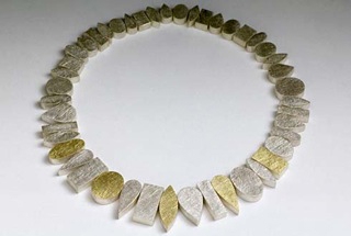 ONeillL_Necklace_PalladiumGold_w.jpg ONeillL_Necklace_PalladiumGold_w.jpg