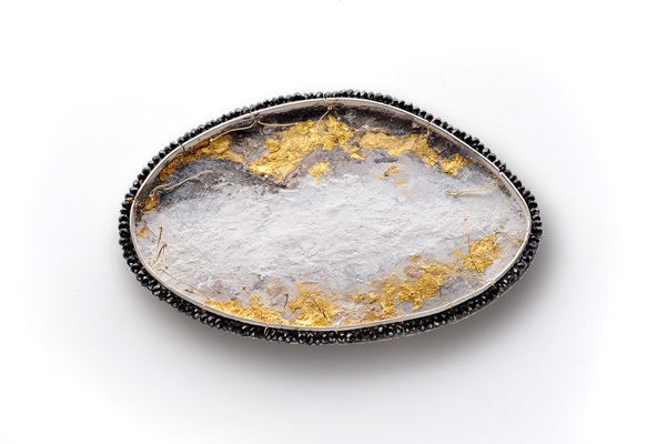 MasseiL_Brooch_Kyoto.jpg MasseiL_Brooch_Kyoto.jpg