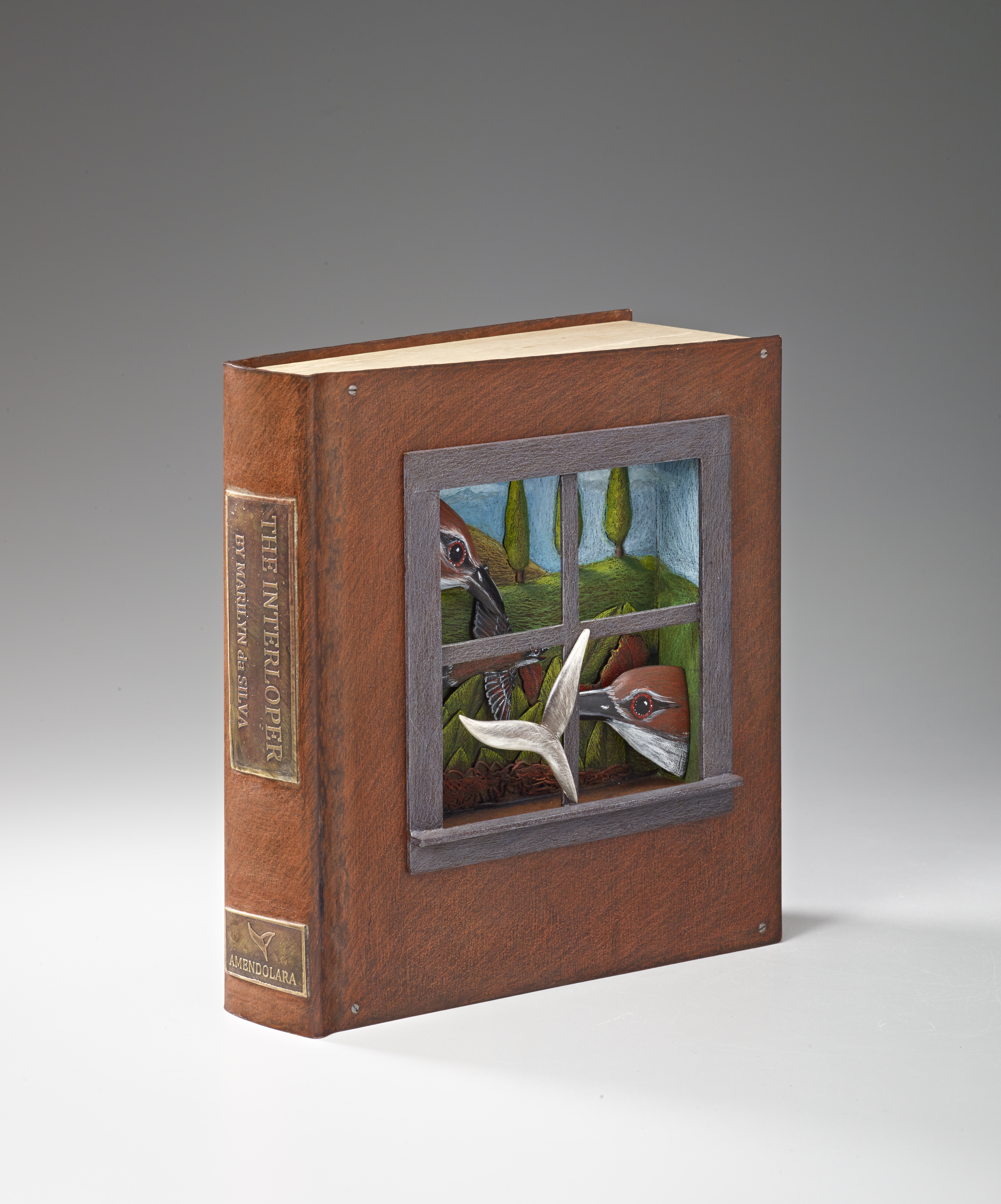 DaSilvaMarilyn_TheInterloper_Book_2