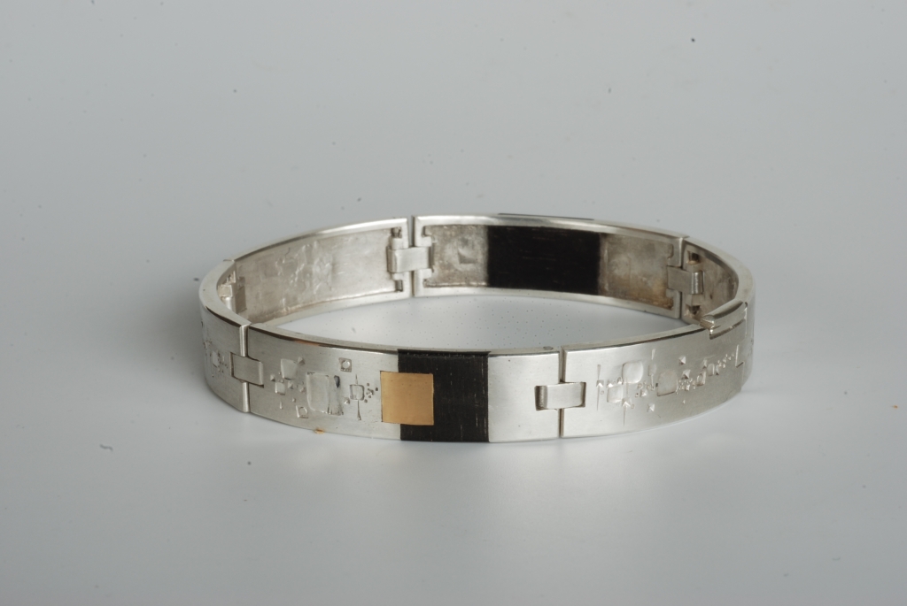 21_bracele-Silver Gold  Ebony_M.Spreng