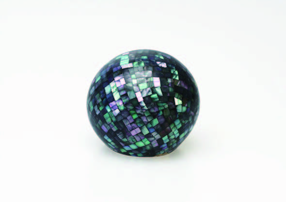 AsaiM_Dew_Brooch.jpg AsaiM_Dew_Brooch.jpg