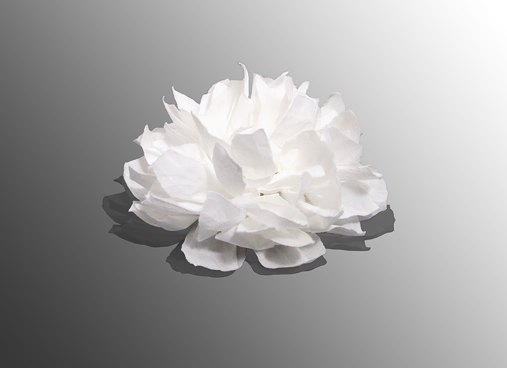 MomokoKumai_FlowerBrooch.jpg