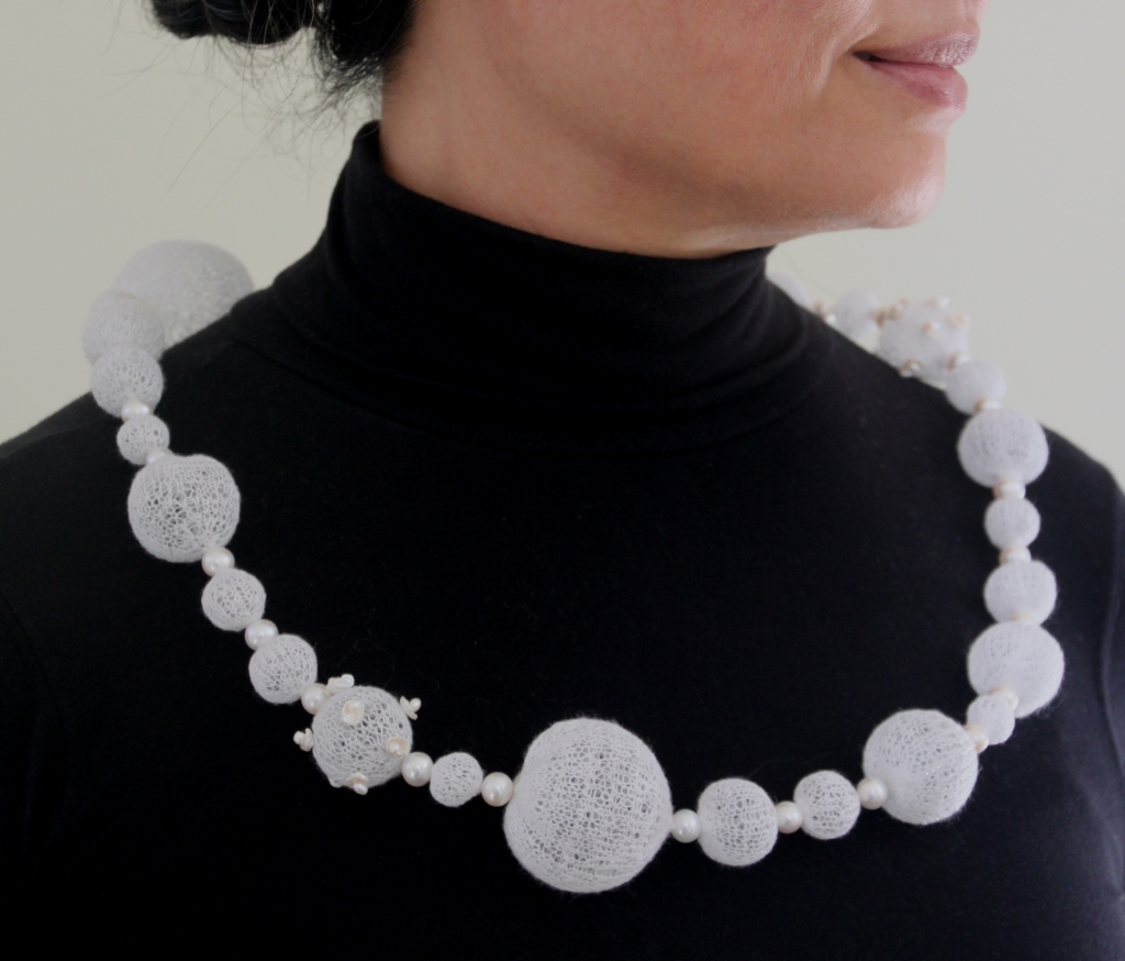 FokN_Necklace_10WhiteSpheres.jpg FokN_Necklace_10WhiteSpheres.jpg