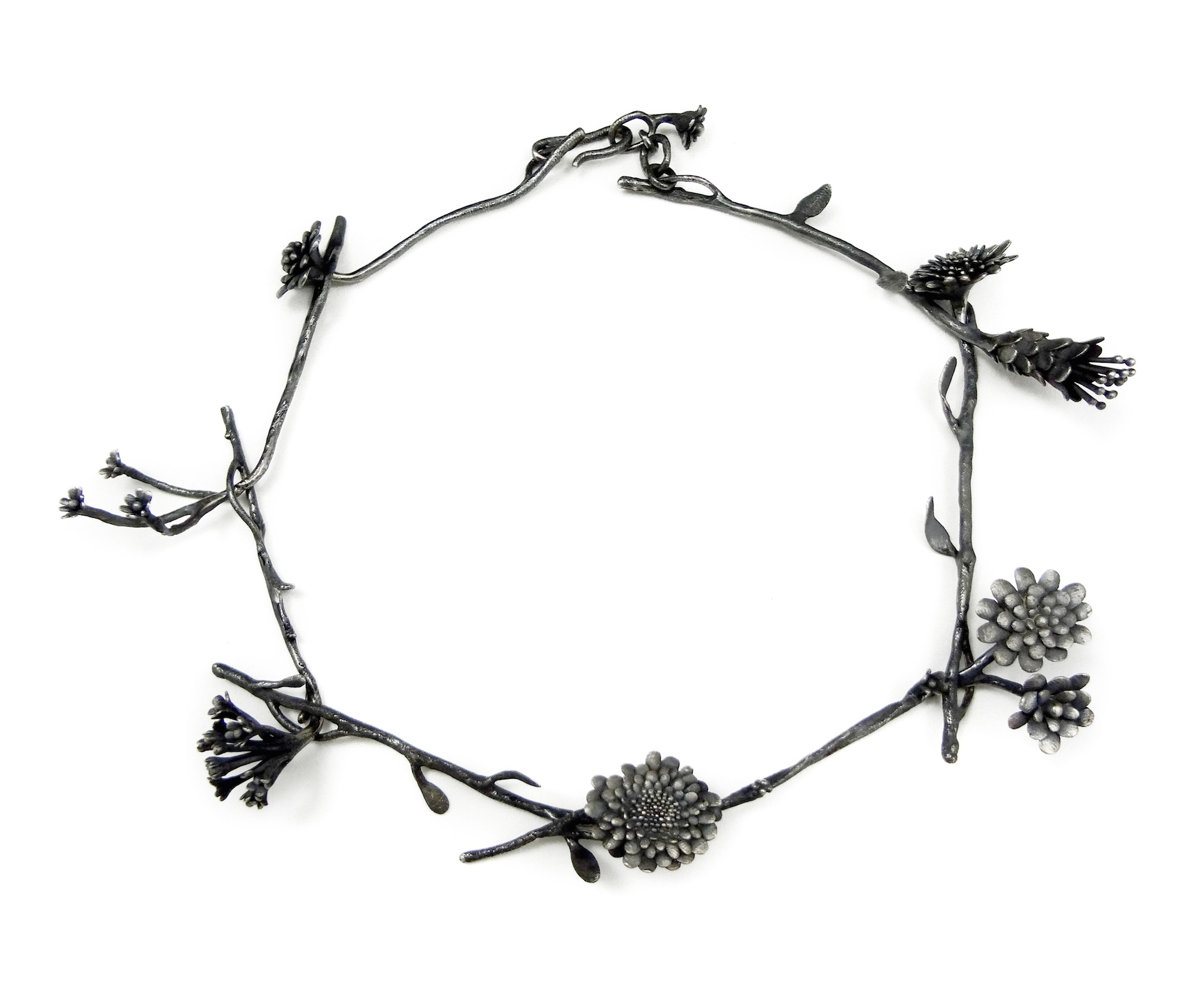 NRochel_FlowerChain_Necklace NRochel_FlowerChain_Necklace