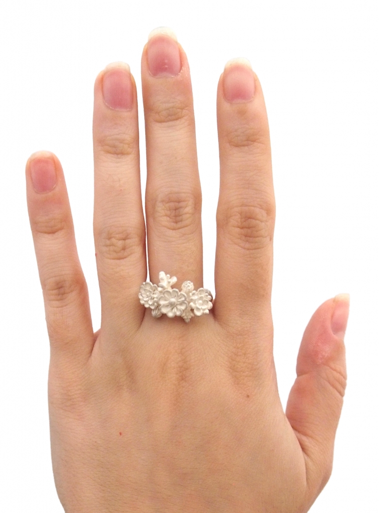RochelN_NR6_WhiteSilver_Ring_Worn.jpg