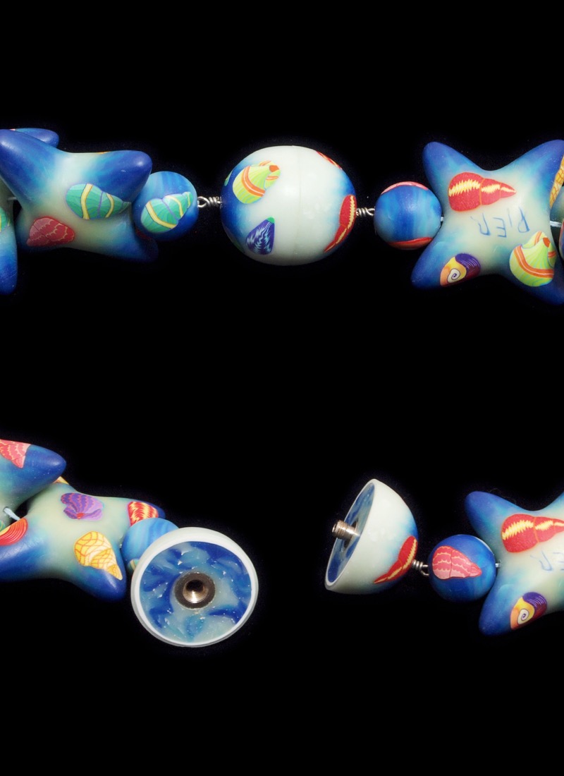 PierVoulkos_StarfishNecklace_Detail.jpg PierVoulkos_StarfishNecklace_Detail.jpg