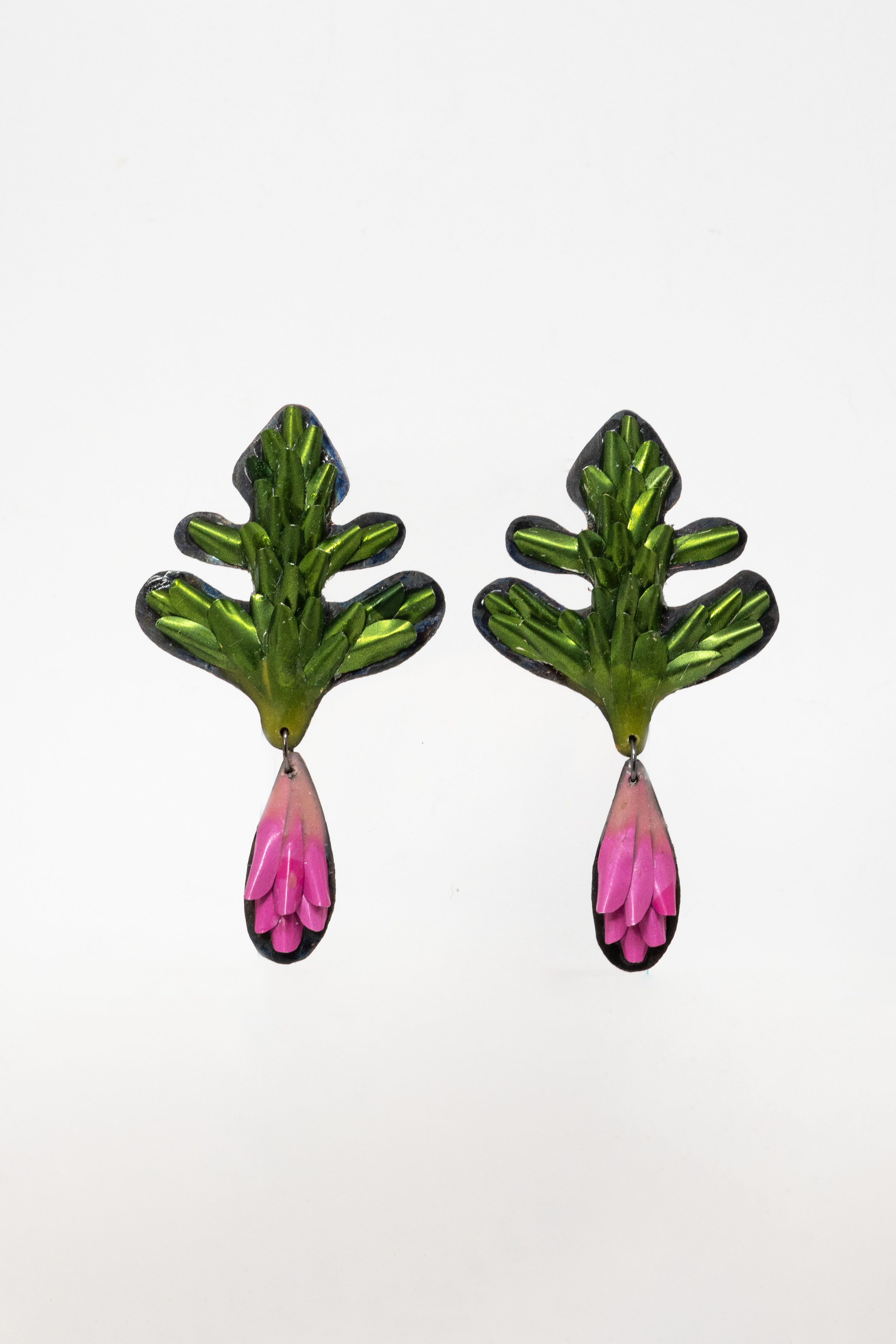 ehan_pinkgreenearrings
