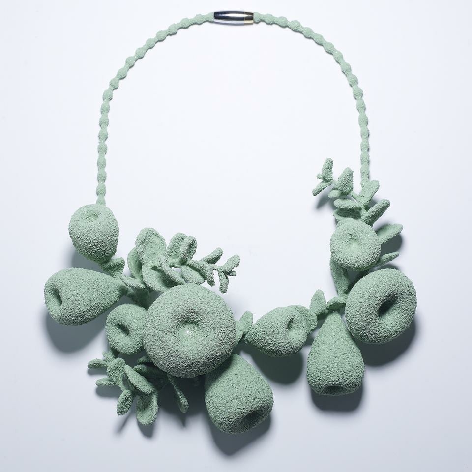 KwonS_Necklace_Falling1_SiliconePigmentThreadPlastic_5.3x7.2x2.3_21.6long.JPG