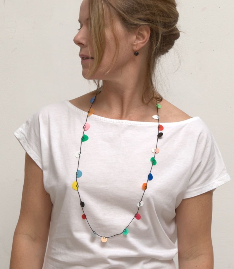 EnochS_Necklace_Looping_WornA_w.jpg EnochS_Necklace_Looping_WornA_w.jpg
