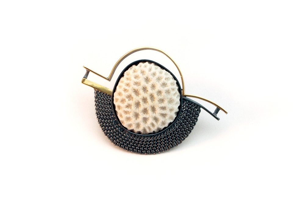 BehrensH_Brooch_06.2016_Coral_w.jpg