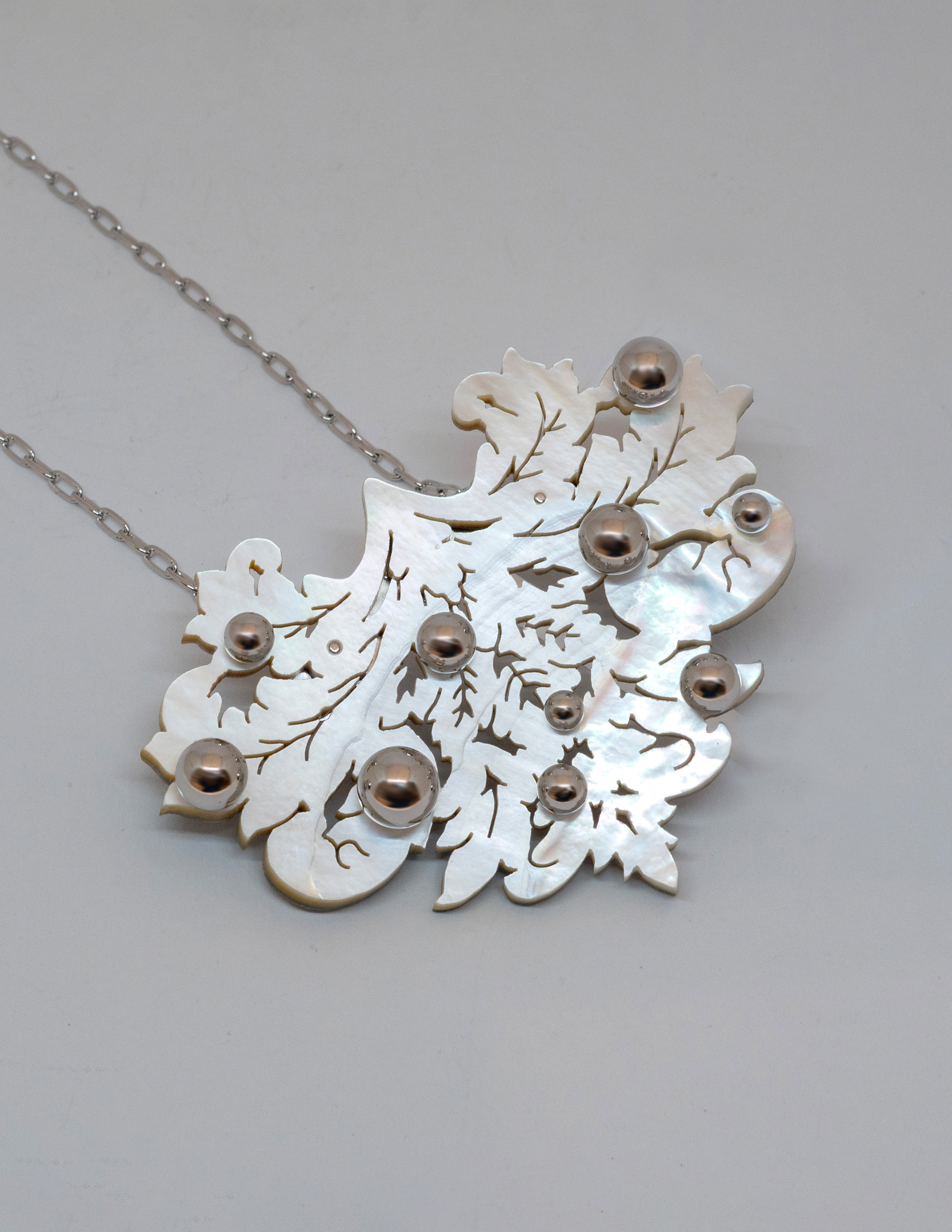 baroquependantbrooch