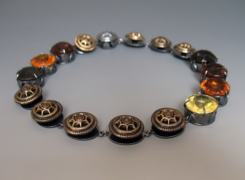 GrunerT_Necklace_PearlBrown_w.jpg