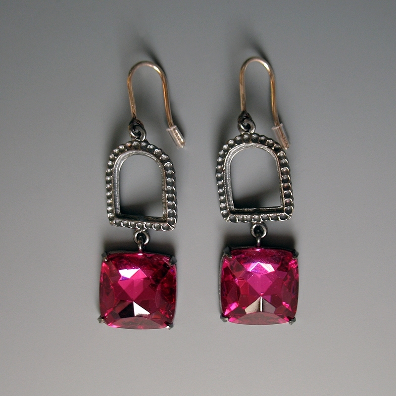 GrunerT_Earrings_022_w.jpg