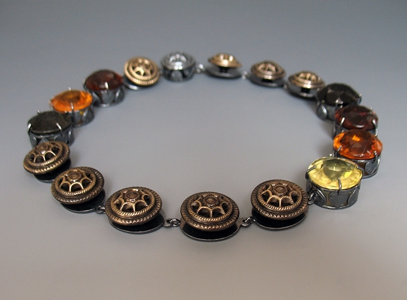 GrunerT_Necklace_PearlBrown_w.jpg