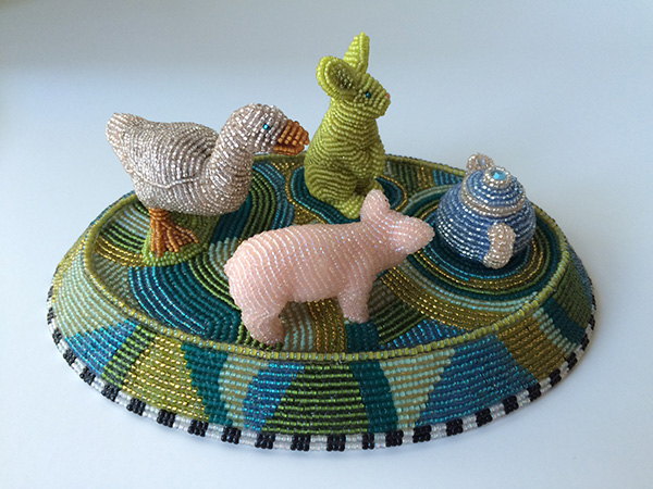 SauseleL_AnimalTeaparty_2014_sm