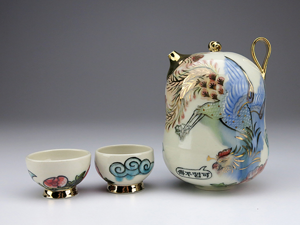 SekinoBoveY_VillageExpert_Teapot_2014_sm