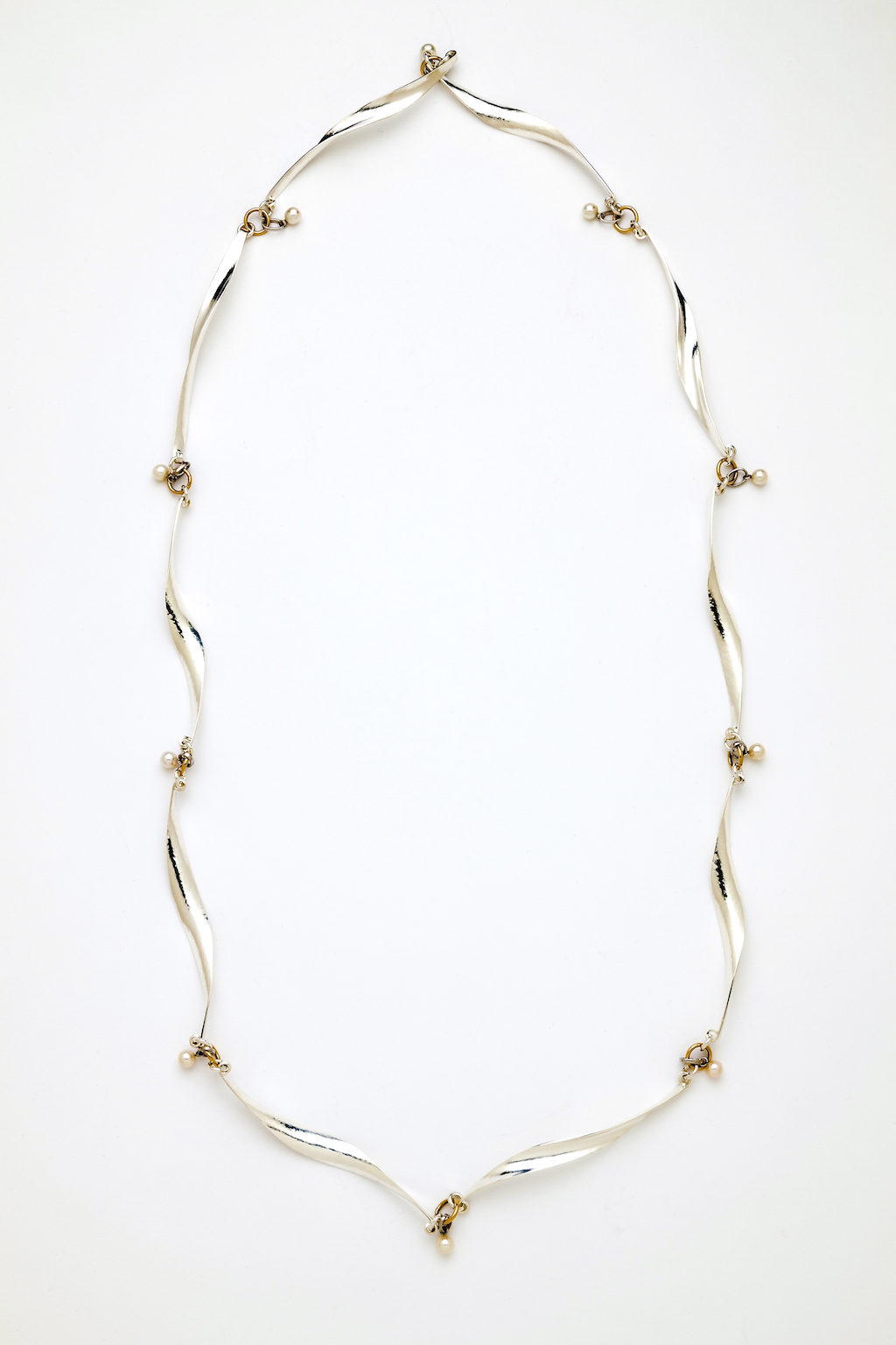 web_Sinuous Current Jack da Silva photo George Post .jpeg