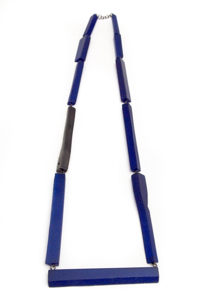 ShimizuY_BlueandMetalLong_Necklace.jpg ShimizuY_BlueandMetalLong_Necklace.jpg