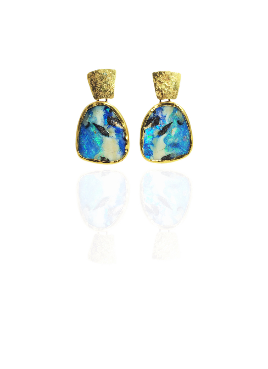 YoshikoYamamoto_GoldBlueEarrings.jpg YoshikoYamamoto_GoldBlueEarrings.jpg